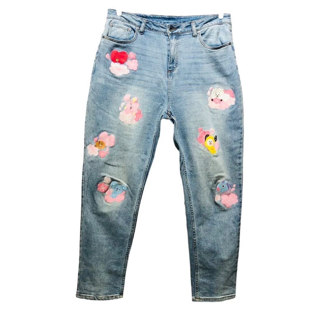 K-Pop BTS Cherry Friends BT21 Hot Topic Straight Leg Denim‎ Mom Jeans Sz 11
